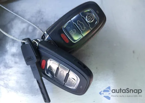 2009 Audi A5 3.2L from USA, damaged, VIN WAUDK78T89A024361